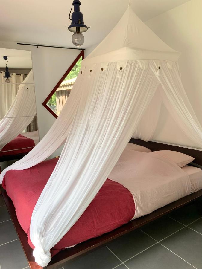 Hacienda De La Canopee Avec Piscine Chauffee Au Sel Уртен Экстерьер фото